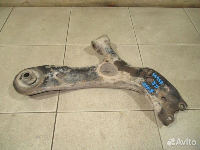 Рычаг передний правый Toyota Corolla (E150)