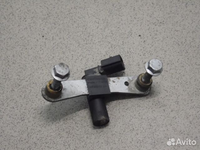 Датчик коленвала DP2 АКПП Рено Логан Сандеро