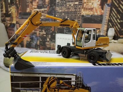 Экскаватор Liebherr