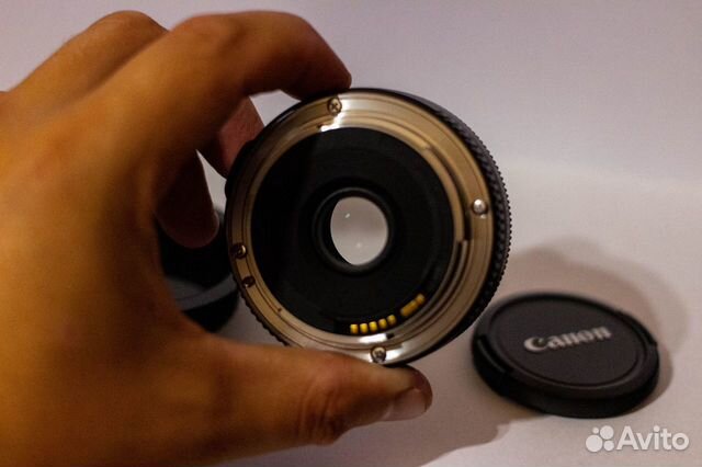 Canon EF 40mm f/2.8 STM (японец)