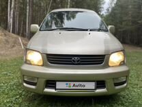 Toyota Lite Ace Noah, 2001, с пробегом, цена 580 000 руб.