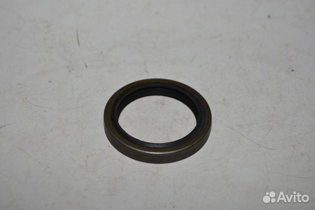 Сальник ваз 2121,2123 ступицы передней 56*73,15*10