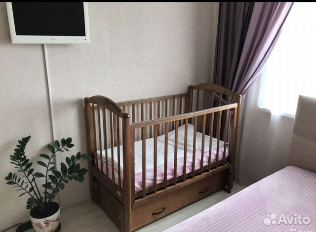 Кроватка нат.дерево+матрас+бортики,помощь доставка