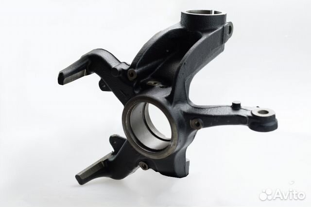 Поворотный кулак на Volkswagen Polo Деталь центр