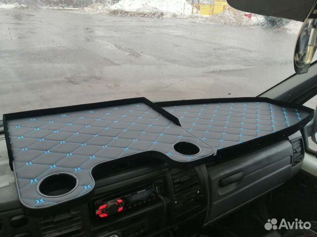 Столик для газели