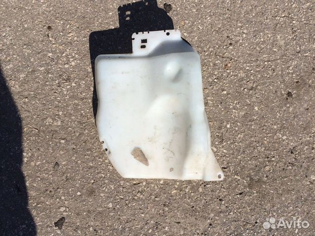 Бачок омывателя Nissan Qashqai J10