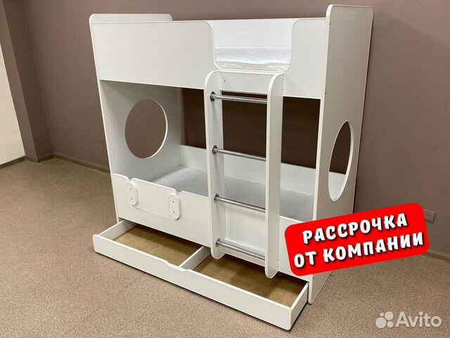 Детская двухъярусная кровать