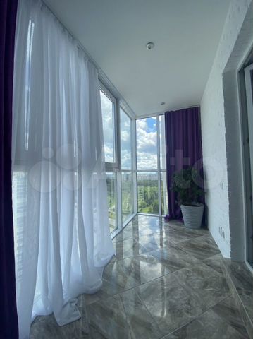 3-к. квартира, 90 м², 15/20 эт.