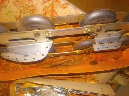 Роликовые коньки СССР