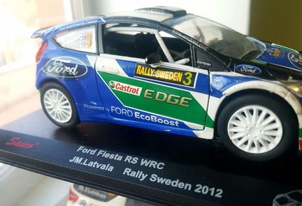 WRC Rally ford машинка с автографом Latvala