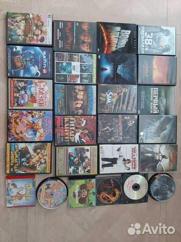 Диски с фильмами, включая детские