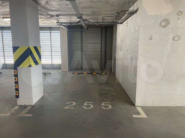 Машиноместо, 13 м²