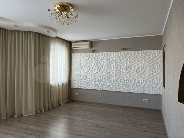 3-к. квартира, 120 м², 4/9 эт.