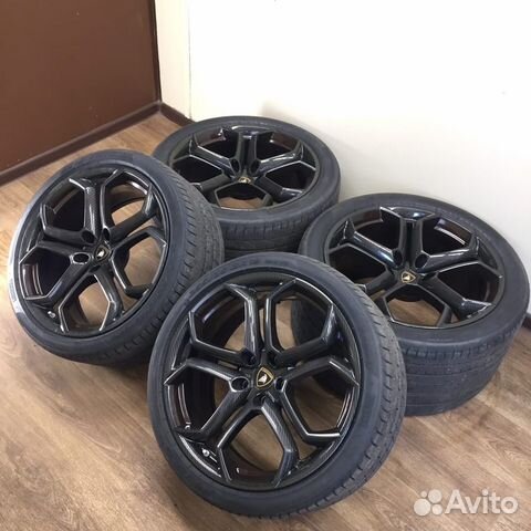 Lamborghini Aventador R20 Оригинальные колеса лето