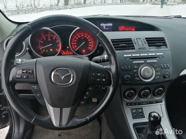 Mazda 3 2.0 МТ, 2009, 200 000 км