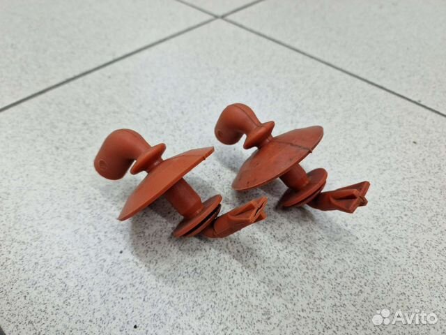 Клапан для стока воды Audi A8 D2 / S8 4D0260113B