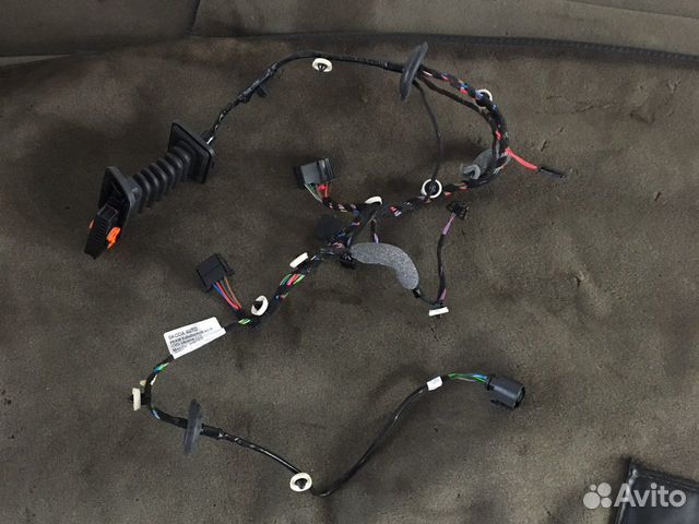 Жгут проводов двери