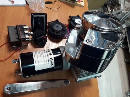 Продам якорную лебедку