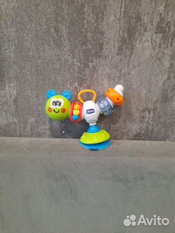 Игрушка на присоске на стол chicco