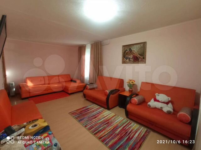 2-к. квартира, 70 м², 1/9 эт.