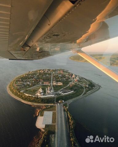 Полет на самолете над всем Татарстаном