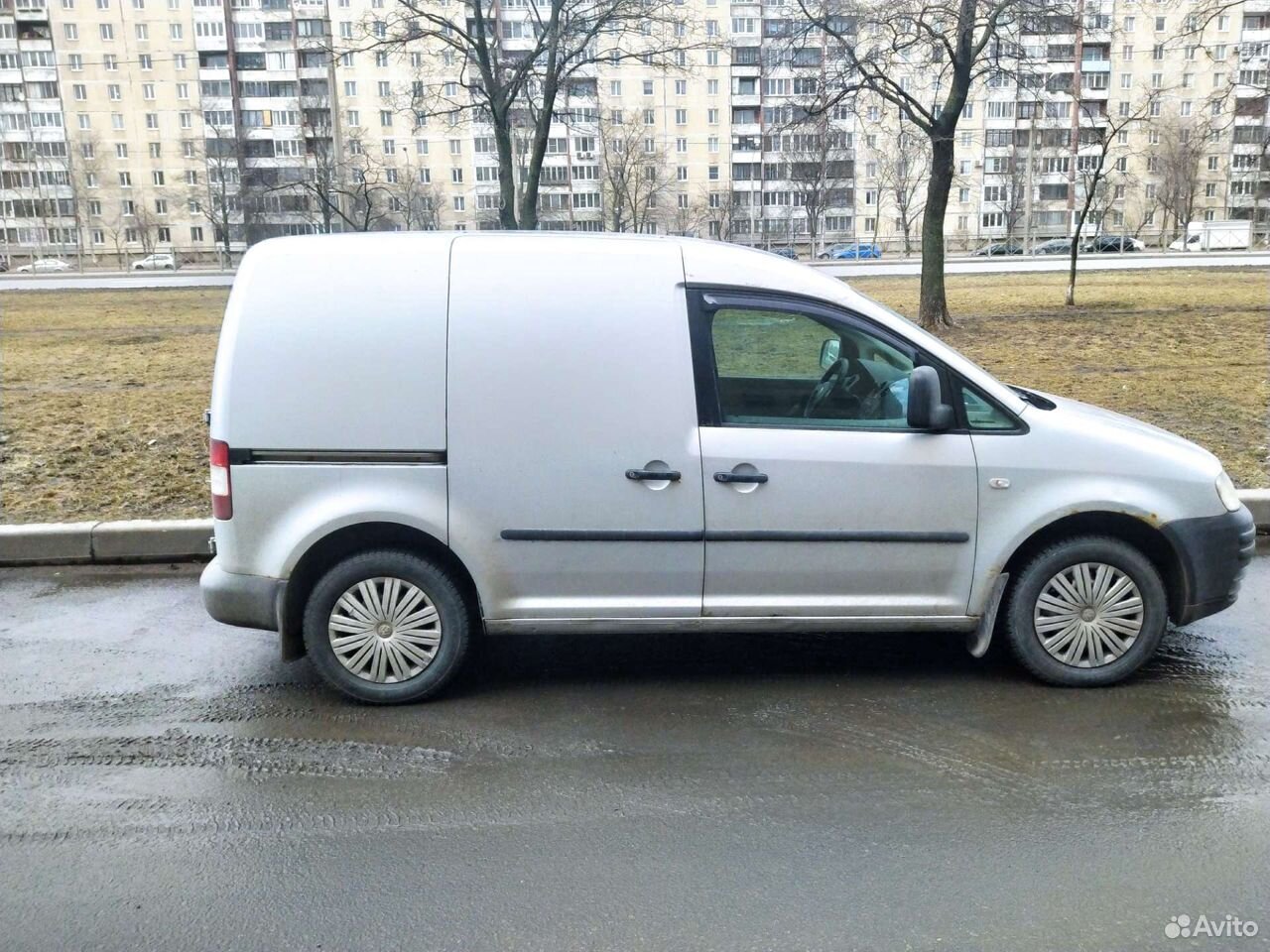 Volkswagen caddy 2008 год