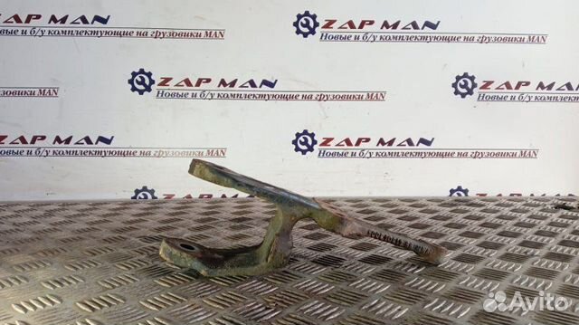 Кронштейн передней рессоры левый Man Tgl