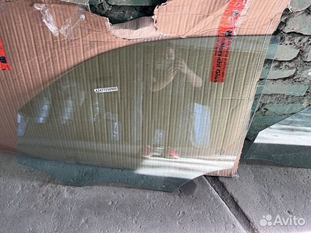 Стекло двери Мерседес GLB 247