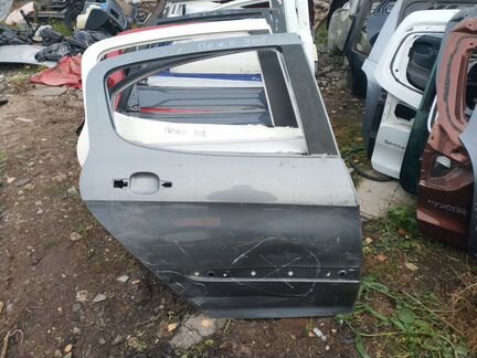 Дверь Пежо 308