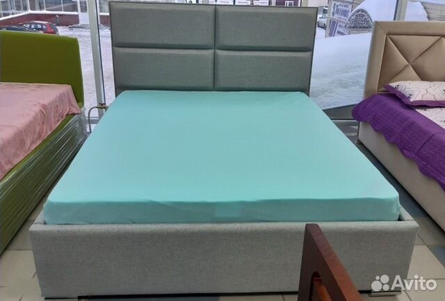 Кровать интерьерная Мягкая обивка