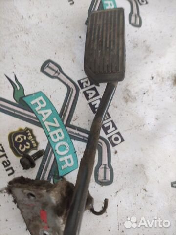 Педаль газа Nissan Serena C23