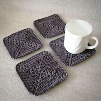 Комплект салфеток-подставок под чашки