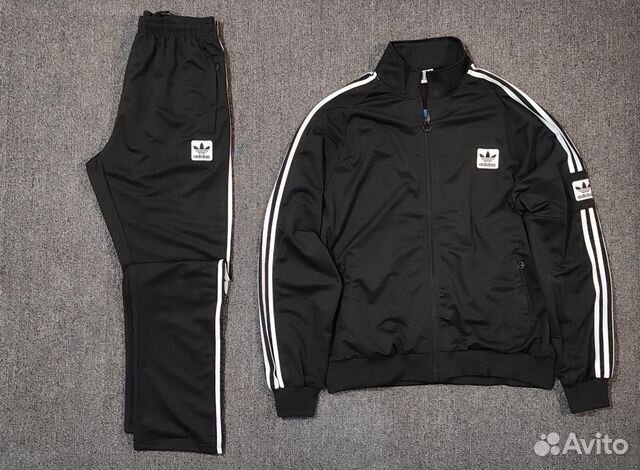 Спортивный костюм Adidas