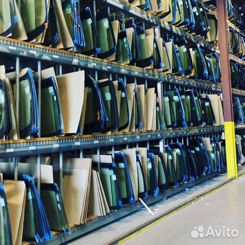 Боковое автостекло