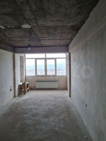 2-к. квартира, 77,4 м², 9/9 эт.