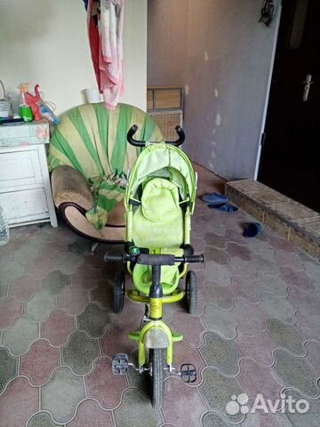 Детский трехколесный велосипед коляска