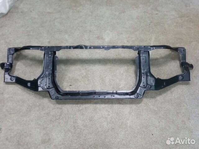 Передняя панель Pajero 4