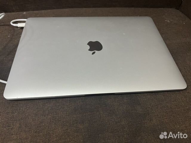 Apple MacBook pro a2337