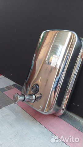 Диспенсер для жидкого мыла