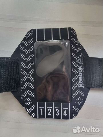 Чехол для телефона на руку reebok