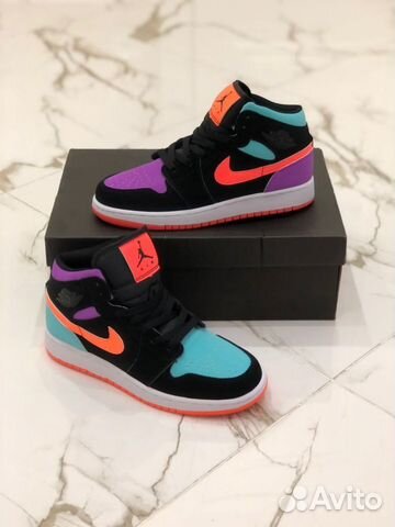 Кроссовки Nike Air Jordan 1