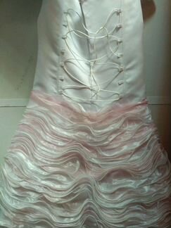 Новое красивое бальное платье