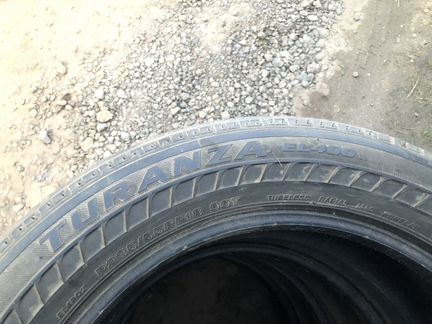 Bridgestone Turanza EL400 235/55RF18