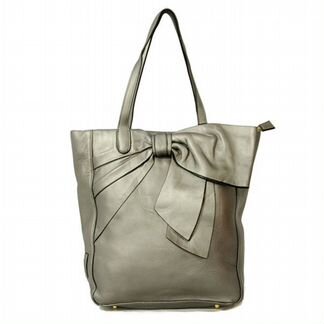 Кожаная сумка valentino серебристая