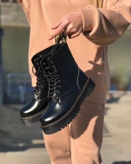 Крутые демисезонные ботинки