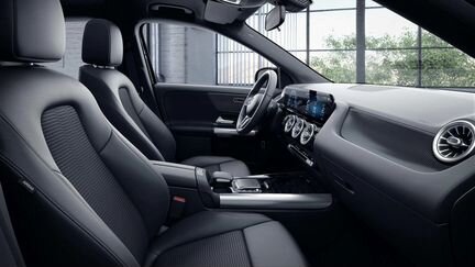 Mercedes-Benz GLA-класс 1.3 AMT, 2020