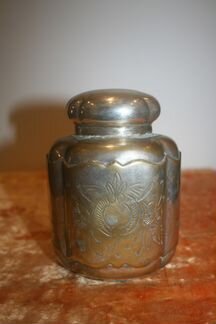 Чайница старинная латунь серебрение штихель