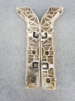 Кронштейн заднего бампера Nissan Tiida