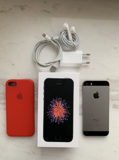 Телефон iPhone se 32 gb