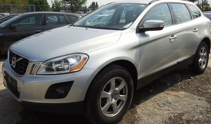 Накладка на порог наружная левая Volvo XC60 60 08